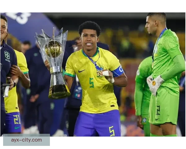 桑托斯分享低位技巧成长经历与父亲传授得分秘诀